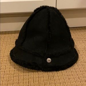 UGG Shearling Bucket Hat